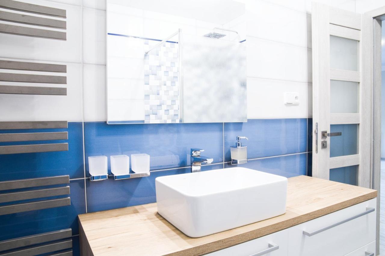 Apartmany A Wellness Vmal Skutec Экстерьер фото