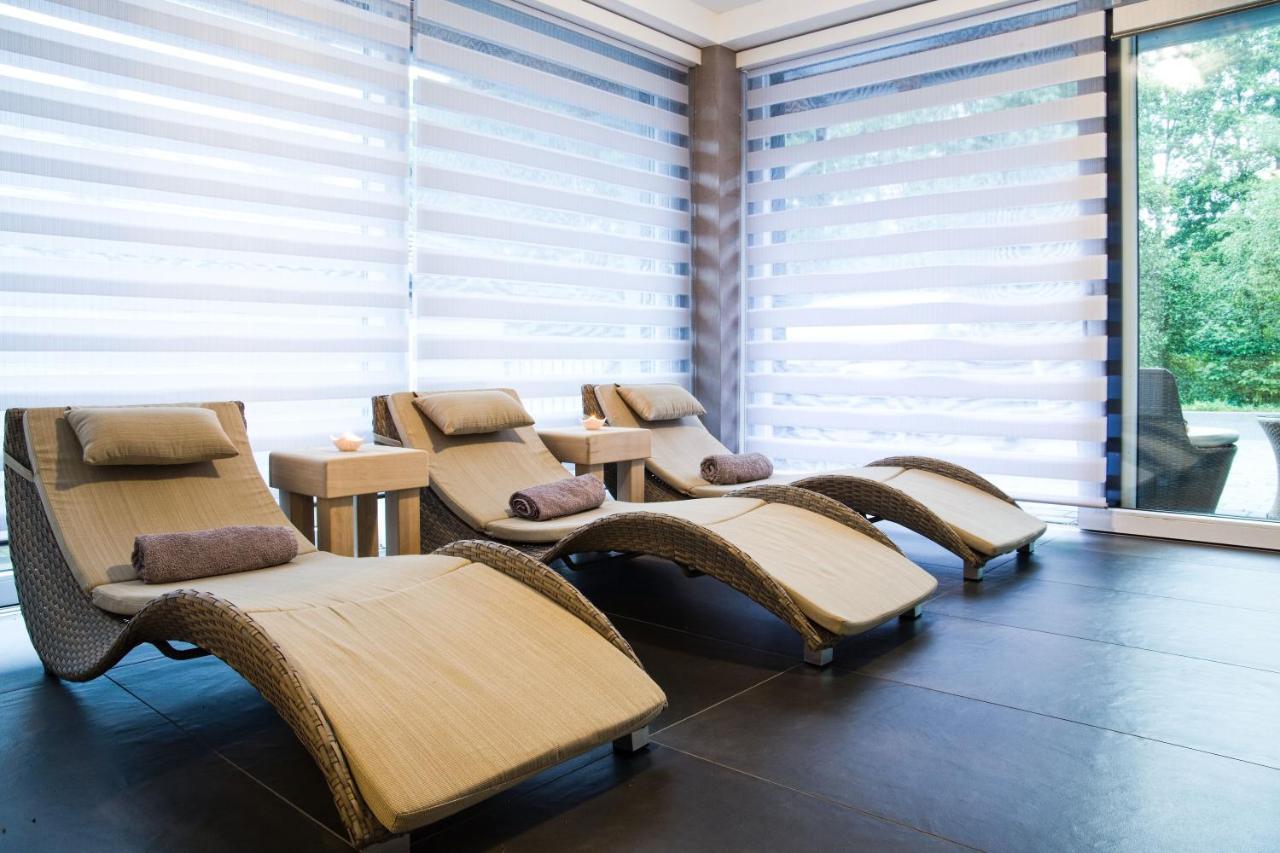 Apartmany A Wellness Vmal Skutec Экстерьер фото